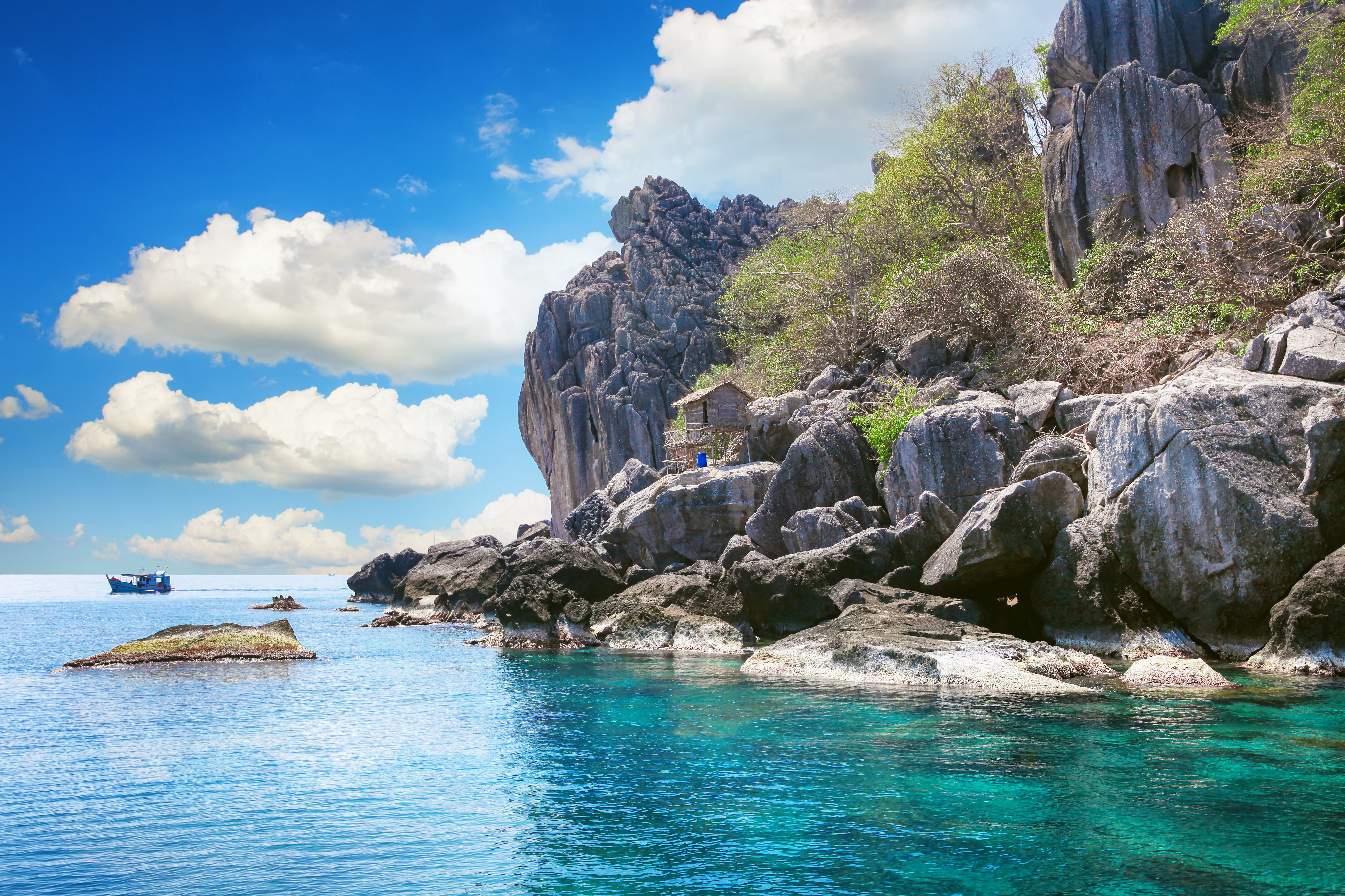 Boat Tour to Koh Khai